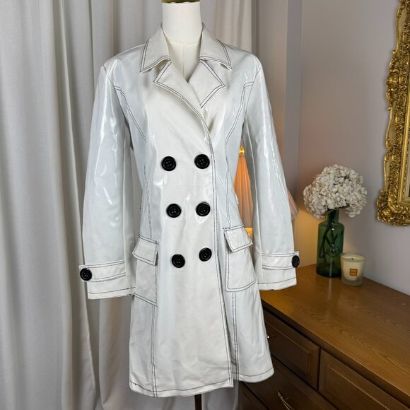 VTG Y2K White Glossy PVC Vinyl Style Faux Patent Buckled Trench Coat sz Large - Picture 3 of 11